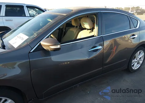 2015 Nissan Altima 2.5 Sv из США, поврежденный, VIN 1N4AL3AP7FC291361